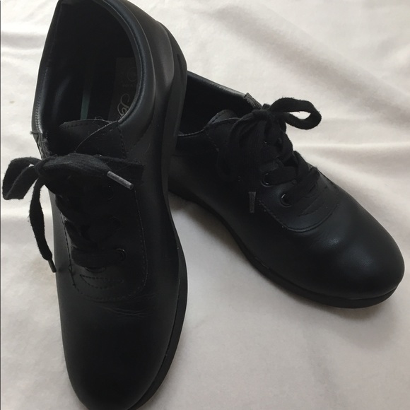women's black oxford work shoes